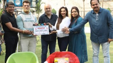 *एस आर के म्यूजिक प्रा. लि. प्रस्तुत खेसारीलाल यादव की अपकमिंग फिल्म "रिश्ते" की शूटिंग मुहूर्त के साथ शुरू*