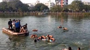 वडोदरा नाव हादसे में अब तक 14 शव बरामद
