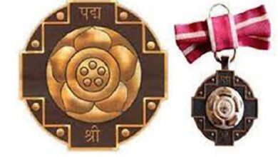 नायडू, बिंदेश्वर, वैज्यंती को पद्म विभूषण और विजयकांत को पद्म भूषण