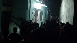 पूजाघर में रखे दीपक से सिलेंडर में लगी आग