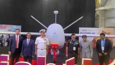 नौसेना प्रमुख ने लॉन्च किया स्वदेशी ड्रोन