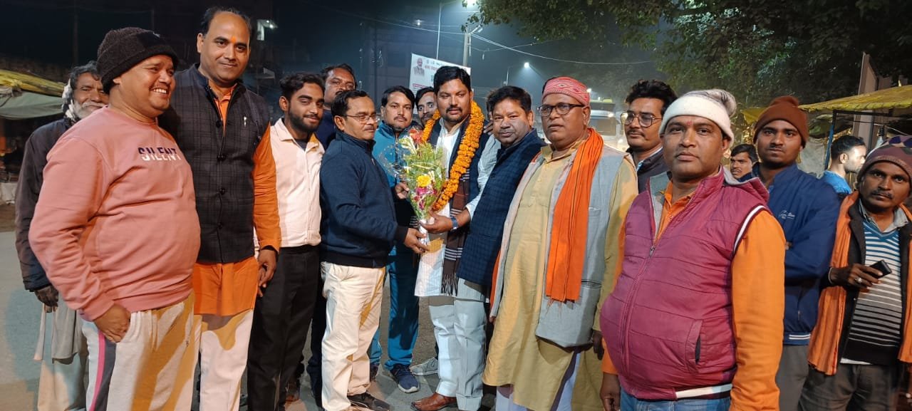 जिला मुख्यालय से लौटते ही नगर में हुआ भव्य अभिनंदन