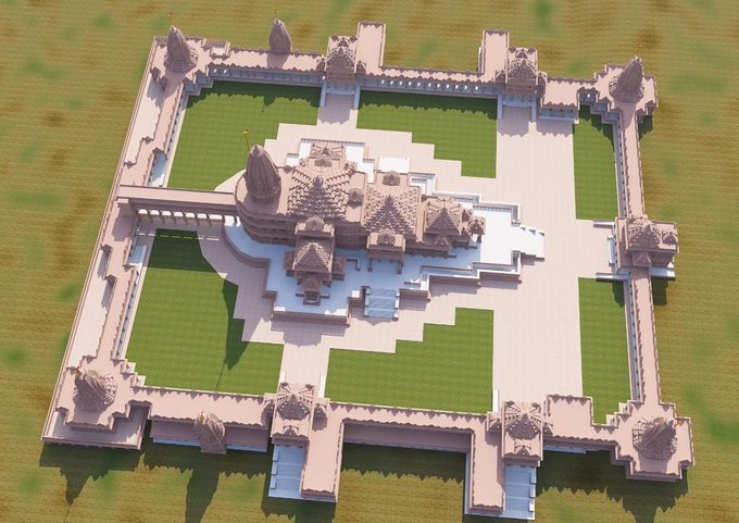 पारंपरिक नागर शैली में बनाया गया है तीन मंजिला राम मंदिर