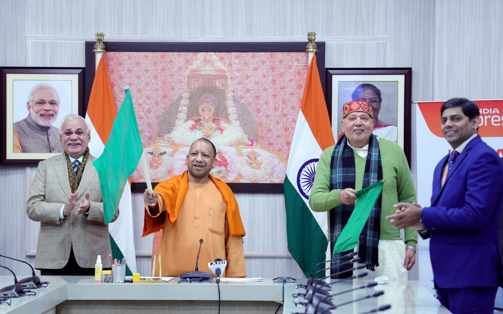 देश में रामलला के दर्शनों की आतुरता को देखते हुए आवागमन को सुलभ बनाने का दायित्व निभायाः सीएम योगी