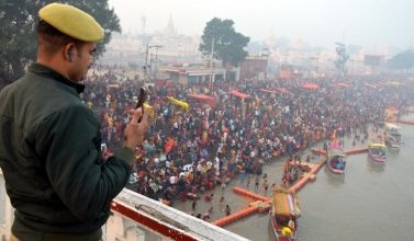 अलग ही अनुभूति से परिपूर्ण रहा मकर संक्रांति का यह स्नान, सीएम योगी के निर्देश पर सुरक्षा व्यवस्था को लेकर मुस्तैद रही अयोध्या पुलिस.राम मंदिर निर्माण की एक झलक पाने को उत्सुक रहीं आंखें.