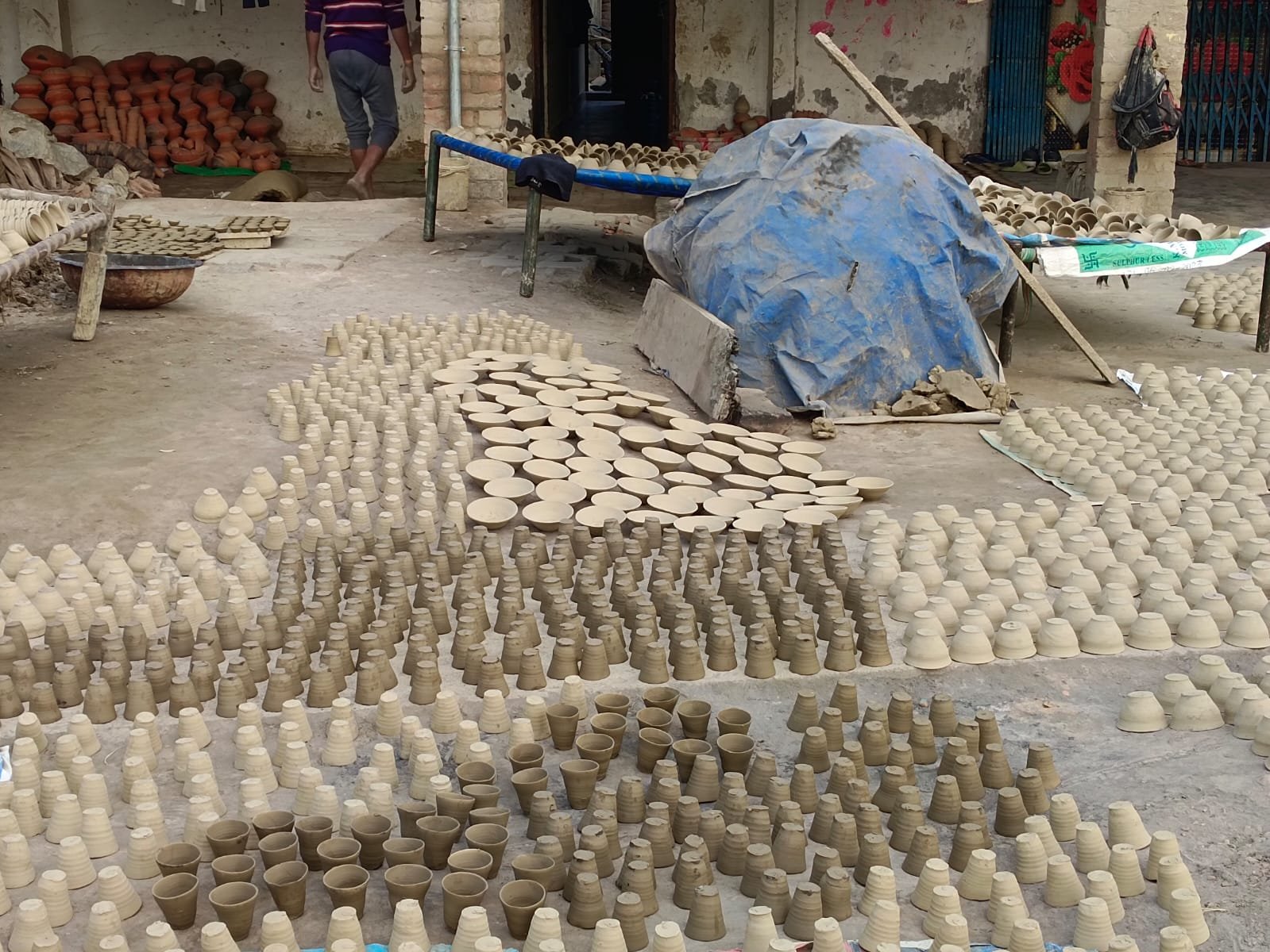 राम आएंगे तो दीप जलाएंगे, श्रद्धालु रामगरी की पावन मिट्टी से बने दीप खरीदने को उत्सुक