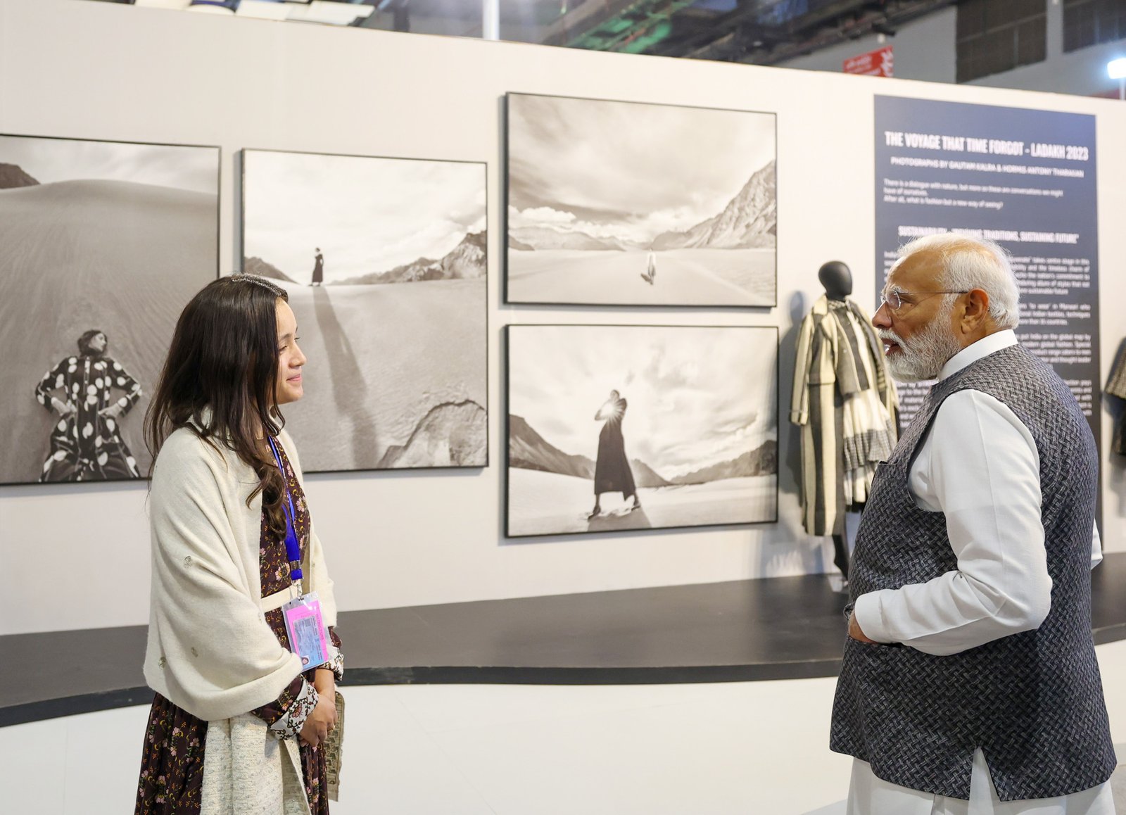 विकसित भारत के निर्माण में कपड़ा क्षेत्र का योगदान बढ़ाने का व्यापाक प्रयास: मोदी