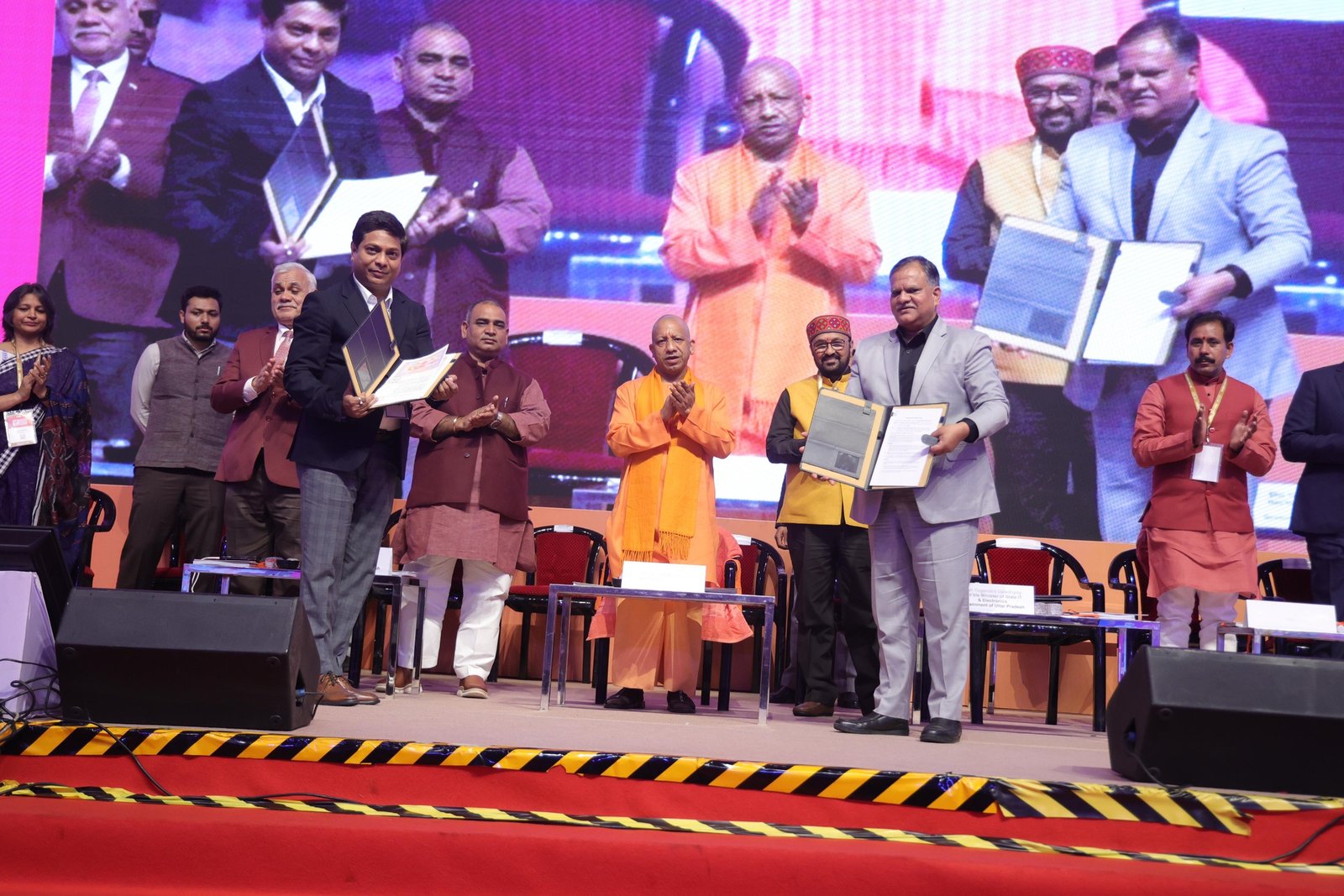 कॉन्क्लेव में माइक्रोसॉफ्ट कॉरपोरेशन, एचसीएल सॉफ्टवेयर लि. और वाधवानी एआई के साथ एमओयू
