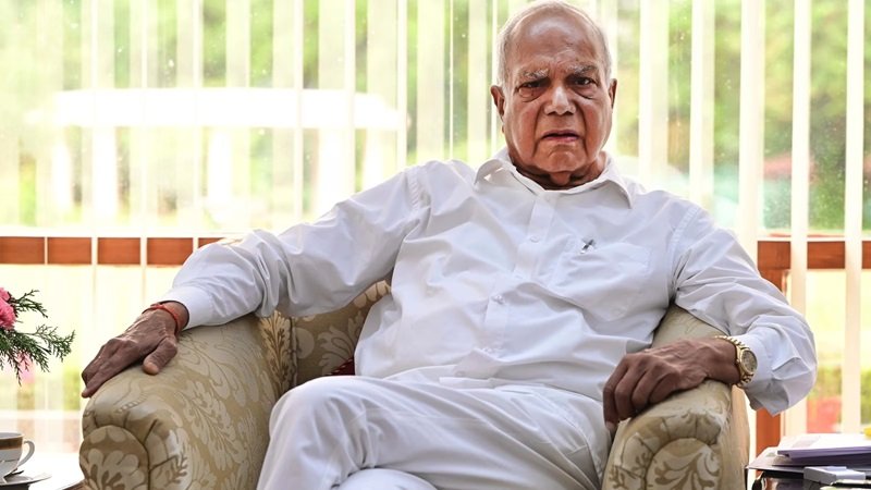 पंजाब के राज्यपाल बनवारीलाल पुरोहित ने दिया इस्तीफा