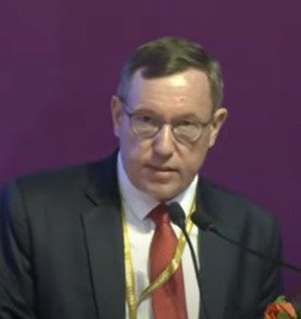 एयर लिक्विड के एमडी बेनोइट रेनार्ड