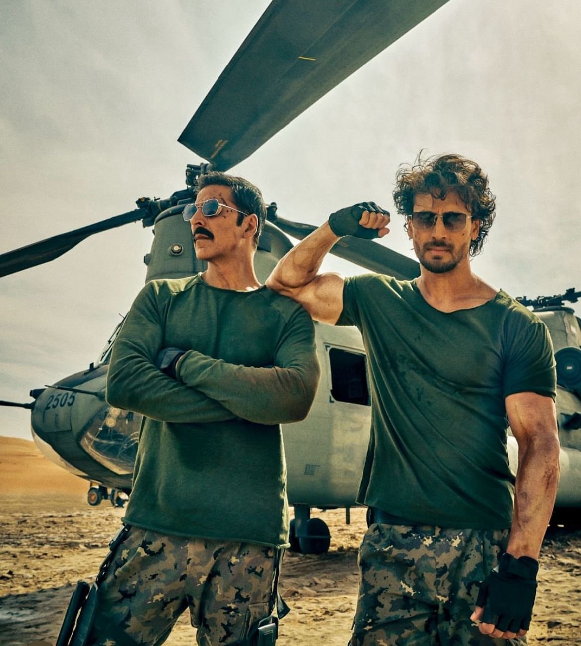 'बड़े मियां छोटे मियां' का धमाकेदार ट्रेलर, इस एक्शन फिल्म में टाइगर श्रॉफ बेहद कूल लग रहे हैं, ट्रेलर हुआ रिलीज!