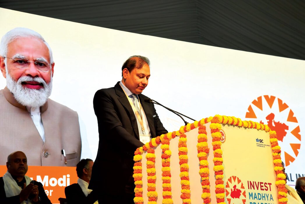 अदाणी समूह करेगा मध्य प्रदेश के 75 हजार करोड़ का निवेश