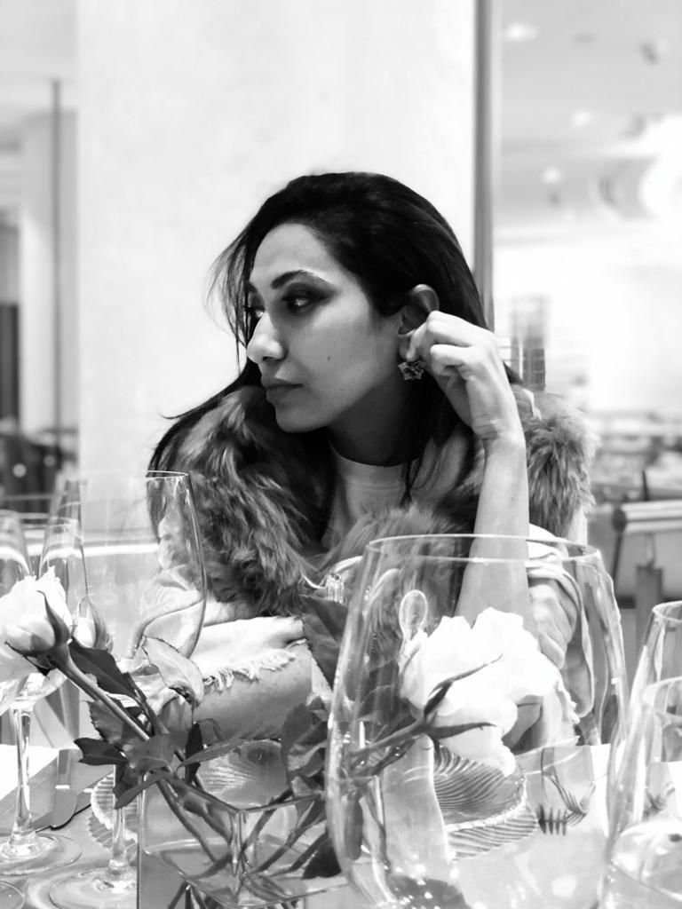 प्रेरणा अरोड़ा और दिव्या खोसला के बीच एक फोन कॉल से एक्ट्रेस की साउथ इंडियन ओडिसी का पता चला!