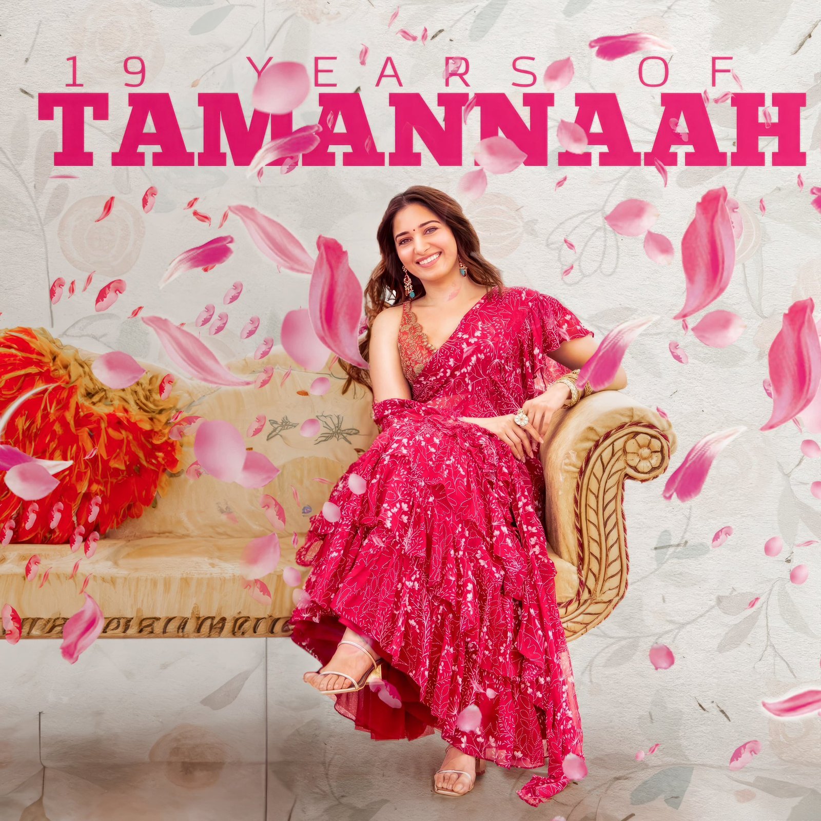 पैन इंडिया एक्ट्रेस तमन्ना भाटिया ने सिनेमा में 19 साल पूरे करने पर फैंस के लिए ग्रेटिट्यूड नोट लिखा!