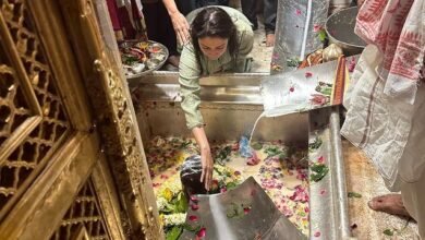 तमन्ना भाटिया ने काशी विश्ननाथ मंदिर में किये दर्शन