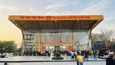ताजमहल से ताज ईस्ट गेट मेट्रो स्टेशन तक के सफर के दौरान ताजमहल का सीएम करेंगे दीदार