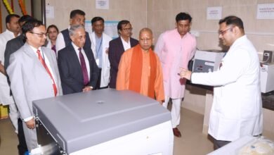 डॉक्टर के अच्छे व्यवहार से दूर हो जाती है मरीज की आधी बीमारी : सीएम योगी