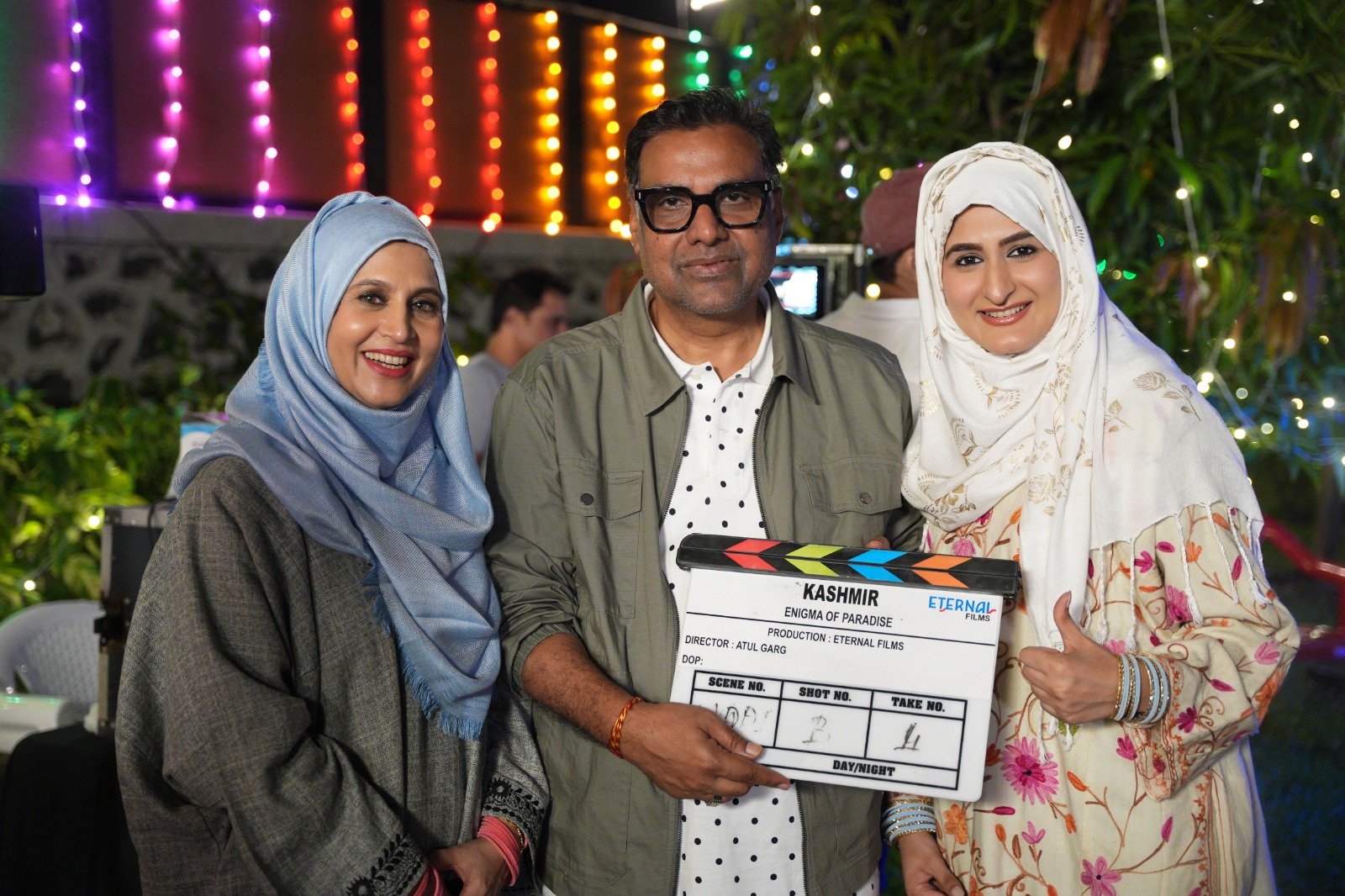 पुराने कश्मीर से नए कश्मीर के सफरनामें को एकसूत्र में पिरोने की कोशिश में आदि ईरानी,प्रणीत भट्ट और अतुल गर्ग