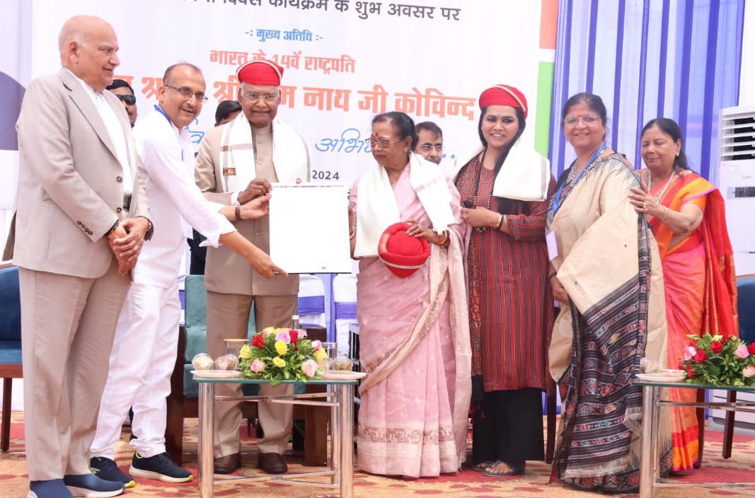 बुजुर्ग बोझ नहीं हमारी संपत्ति है: कोविन्द