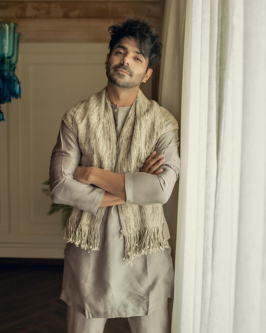 अपारशक्ति खुराना का नवीनतम गाना 'बारबाद' आपको गुनगुनाने पर कर देगा मजबूर