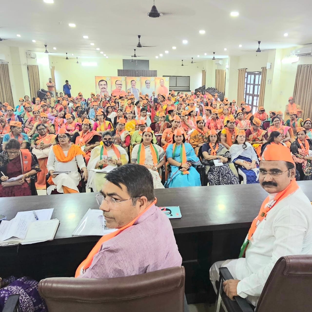 नवरात्रि में नारी शक्ति चौपाल लगाएगी भाजपा