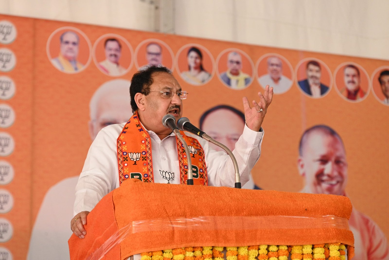 यूपी को अग्रणी राज्य बनाने में दिन-रात जुटे हैं योगी आदित्यनाथ : जेपी नड्डा