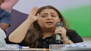 सुशील शुक्ला ने शराब पीकर मेरा दरवाजा खटखटाया : राधिका खेड़ा