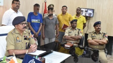 गाजीपुर:दो अन्तर्राज्यीय तस्करों से बीस लाख से अधिक मूल्य का गांजा बरामद