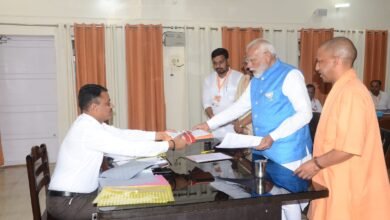 नरेंद्र मोदी ने किया वाराणसी से तीसरी बार किया नामांकन