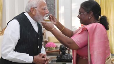 मोदी को राष्ट्रपति से मिली नियुक्ति चिट्ठी , रविवार शाम को लेंगे प्रधानमंत्री पद की शपथ