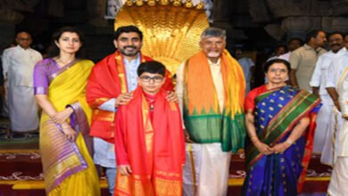 चंद्रबाबू नायडू ने परिवार के साथ तिरुमाला में की पूजा-अर्चना