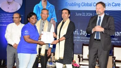 स्किल इंडिया इंटरनेशनल के तहत जर्मन लैंग्वेज ट्रेनिंग प्रोग्राम पूरा करने पर 32 युवा हेल्थकेयर प्रोफेशनल को सम्मानित किया गया