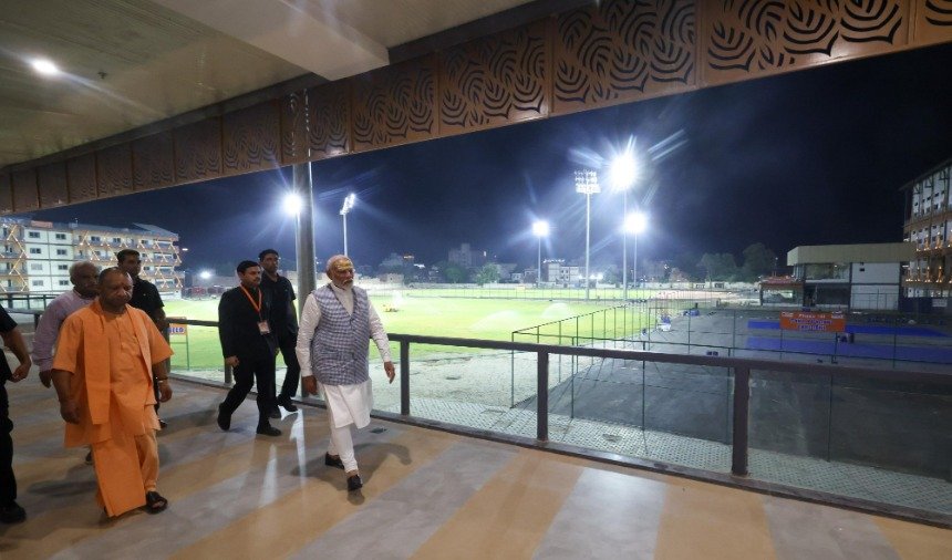 देर रात औचक निरीक्षण करने निकले प्रधानमंत्री