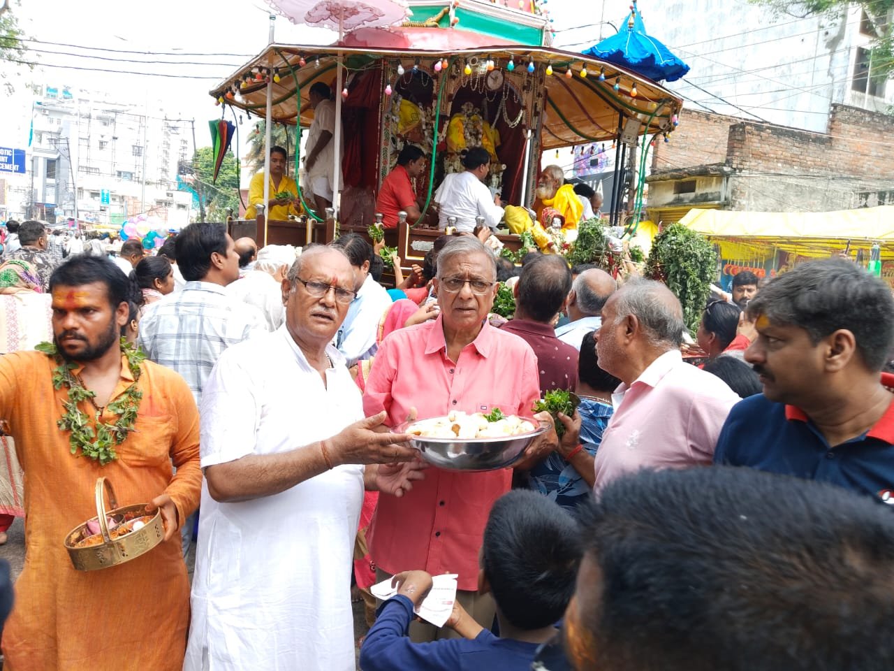 संकल्प संस्था : भगवान जगरनाथ को लगाया गया भोग