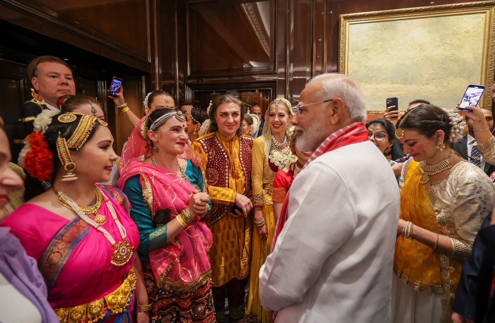 भारत की वृद्धि दर और वैश्विक प्रगति बढ़ेगी : मोदी