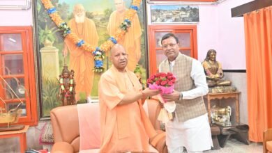 केंद्रीय राज्यमंत्री पंकज चौधरी व कमलेश पासवान ने की सीएम योगी से भेंट