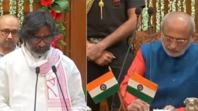 हेमंत सोरेन ने झारखंड के मुख्यमंत्री के रूप में शपथ ली