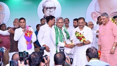 पूर्व आईएएस अधिकारी मनीष वर्मा जदयू में हुए शामिल