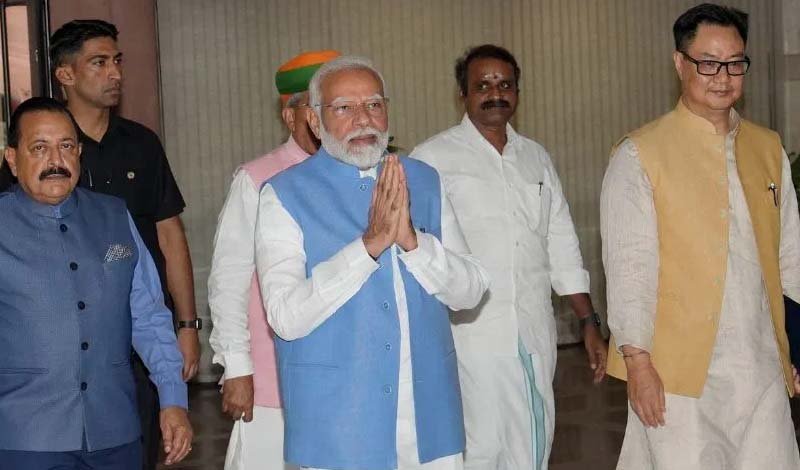 ‘चाय वाले का प्रधानमंत्री बनना हजम नहीं कर पा रही कांग्रेस’ : मोदी