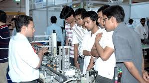 तकनीकी शिक्षा व छात्रों के लिए वित्तीय मदद को बेहतर बनाने का काम शुरू