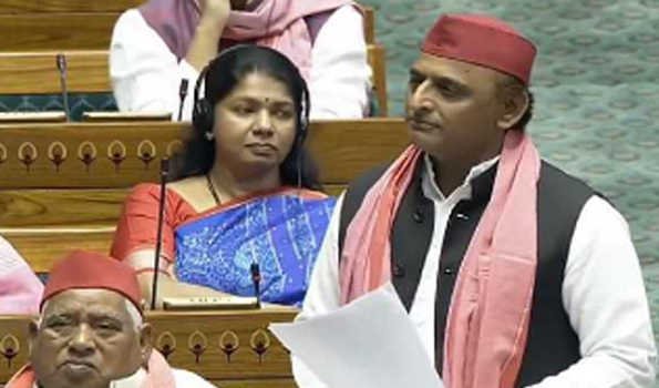 मतदाताओं ने लोकतंत्र को एकतंत्र बनने से रोक दिया: अखिलेश यादव