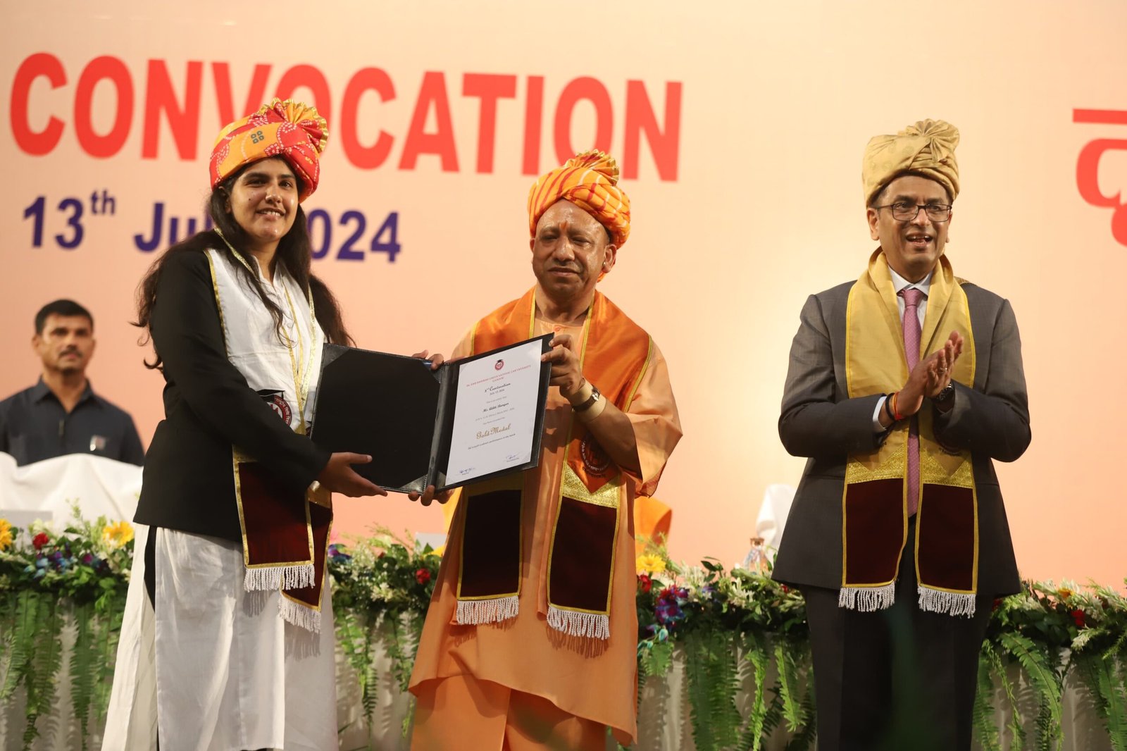 उपाधि प्राप्त करने वाले छात्र अपने कार्यों से न सिर्फ विश्वविद्यालय को बल्कि समाज और राष्ट्र को भी करेंगे लाभान्वितः सीएम