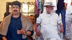 प्रतापगढ़ में कुंडा विधायक राजा भैया के पिता हाउस अरेस्ट