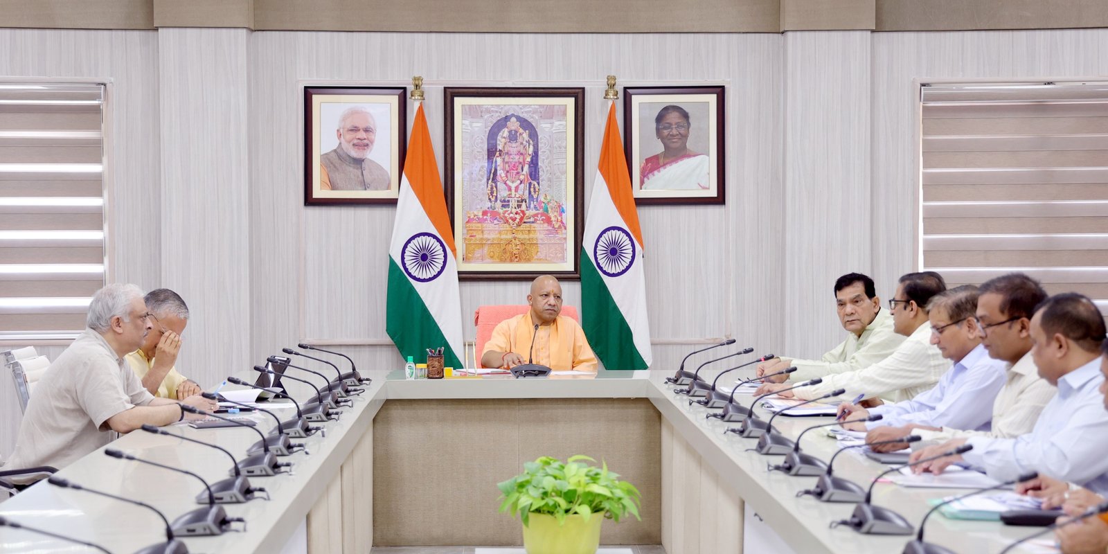 मलिन बस्तियों का होगा कायाकल्प, बनेंगे बहुमंजिला भवन