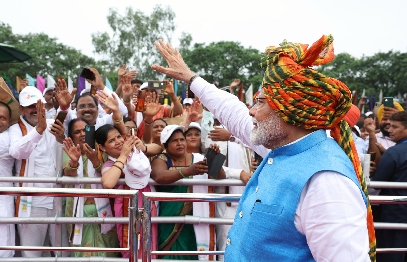 देश में सेक्युलर सिविल कोड अब समय की मांग: मोदी