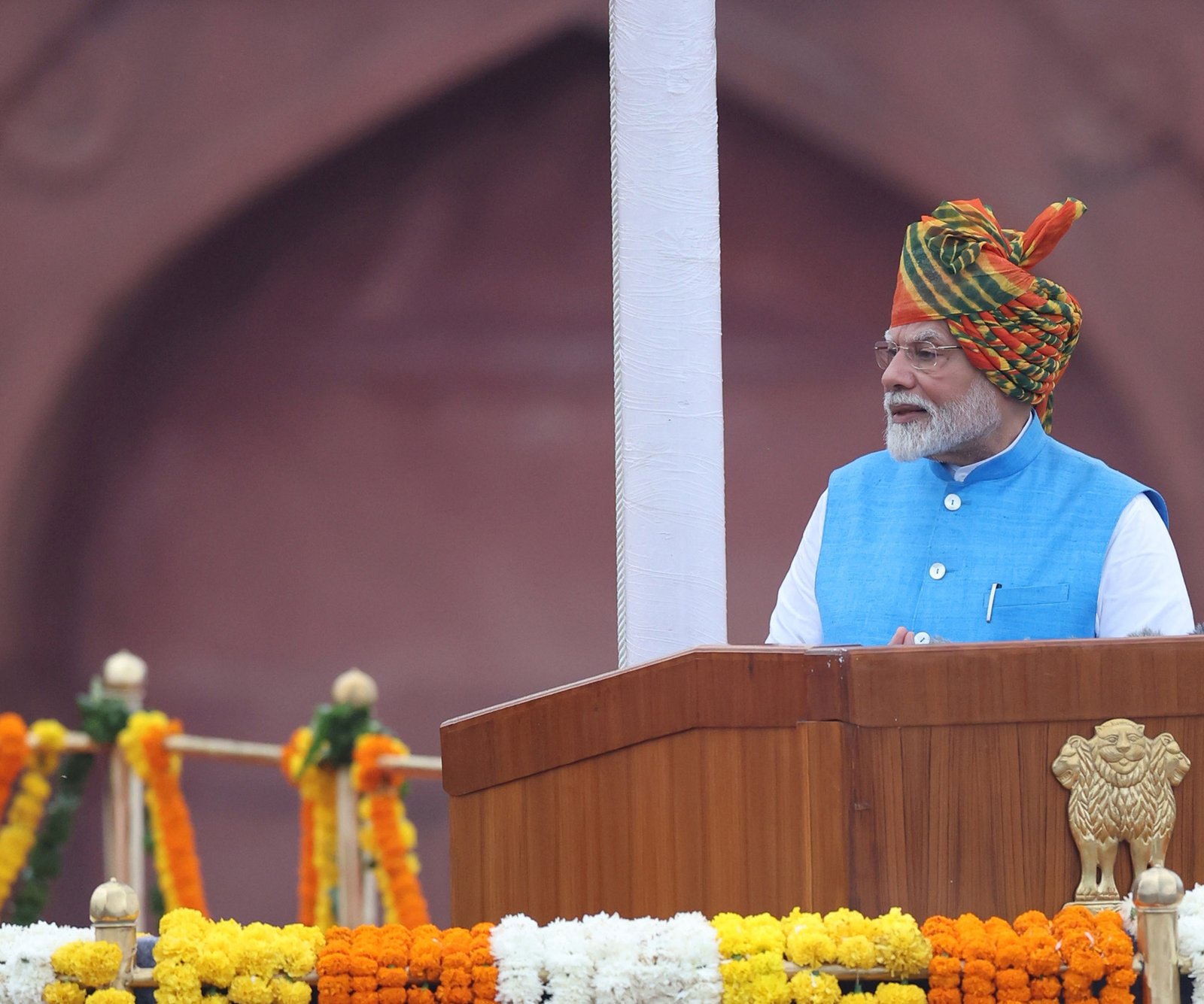 रक्षा विनिर्माण के केन्द्र के रूप में उभर रहा है भारत: मोदी