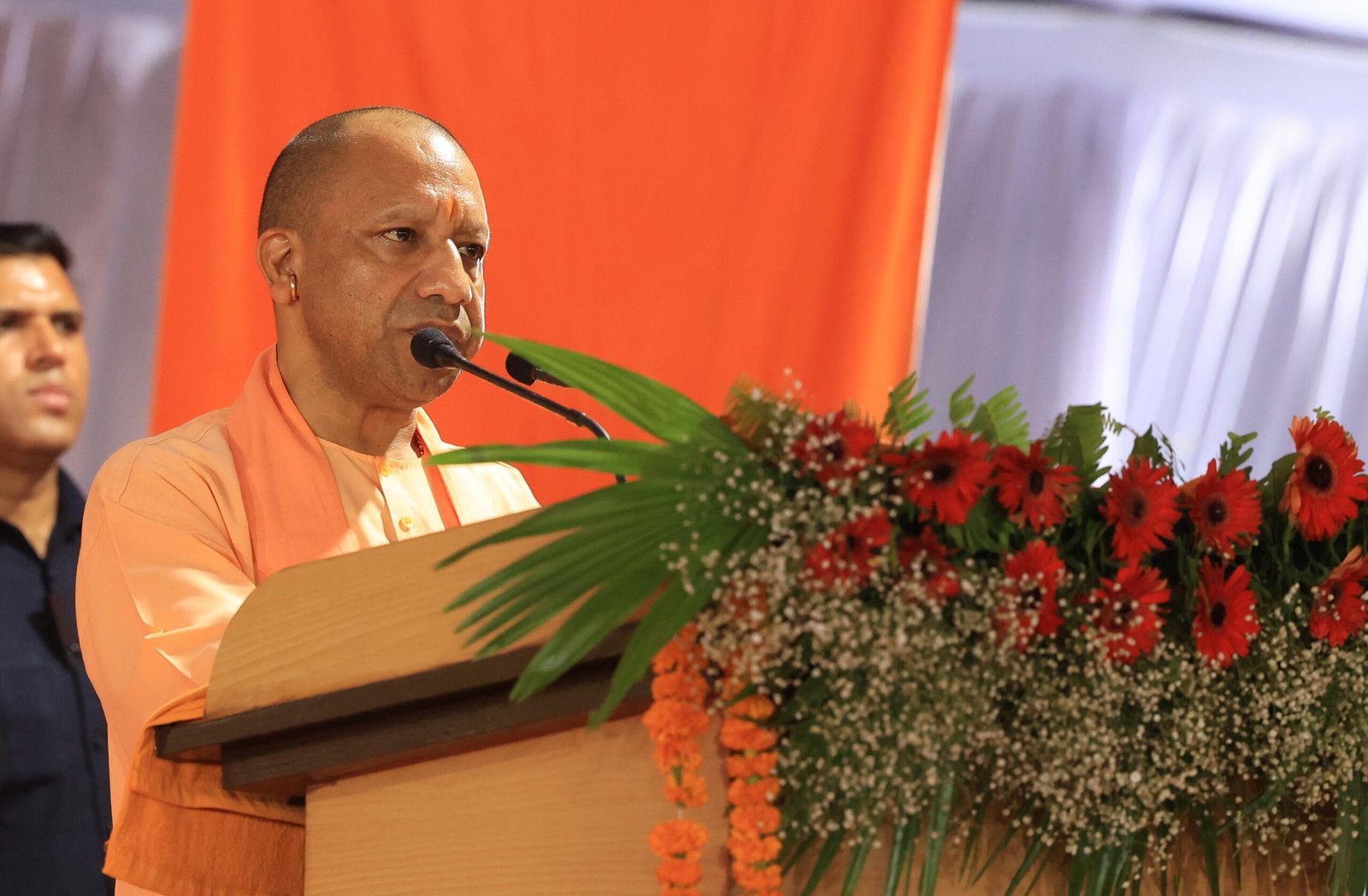 श्रीकृष्ण ने धराधाम पर 125 वर्ष 8 महीने व्यतीत करने के बाद अपनी लीला को दिया विश्राम