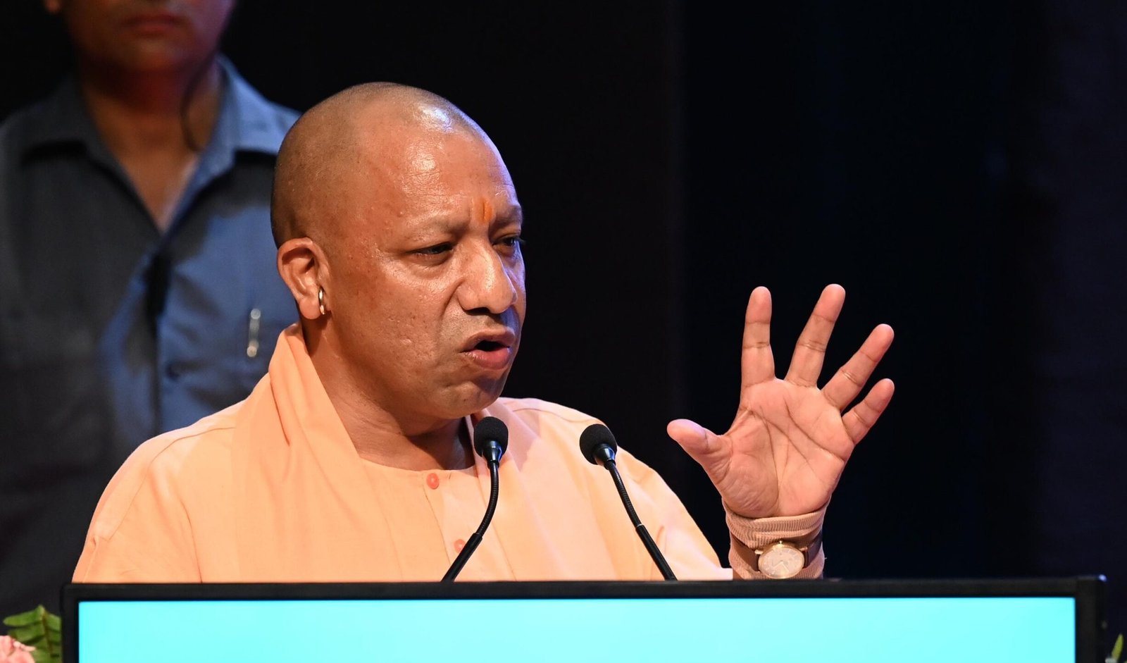 मुख्यमंत्री योगी आदित्यनाथ ने बिना नाम लिए विपक्षी नेताओं पर किया करारा हमला, कहा- बुलडोजर पर फिट नहीं हो सकता हर हाथ