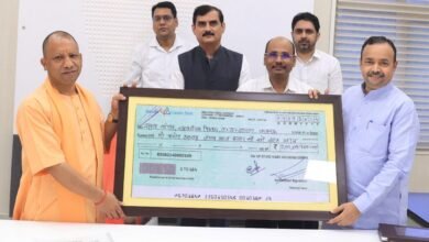 सहकारिता राज्य मंत्री और राज्य भण्डारण निगम के अध्यक्ष जेपीएस राठौर ने सीएम को सौंपा 2.59 करोड़ से अधिक का चेक