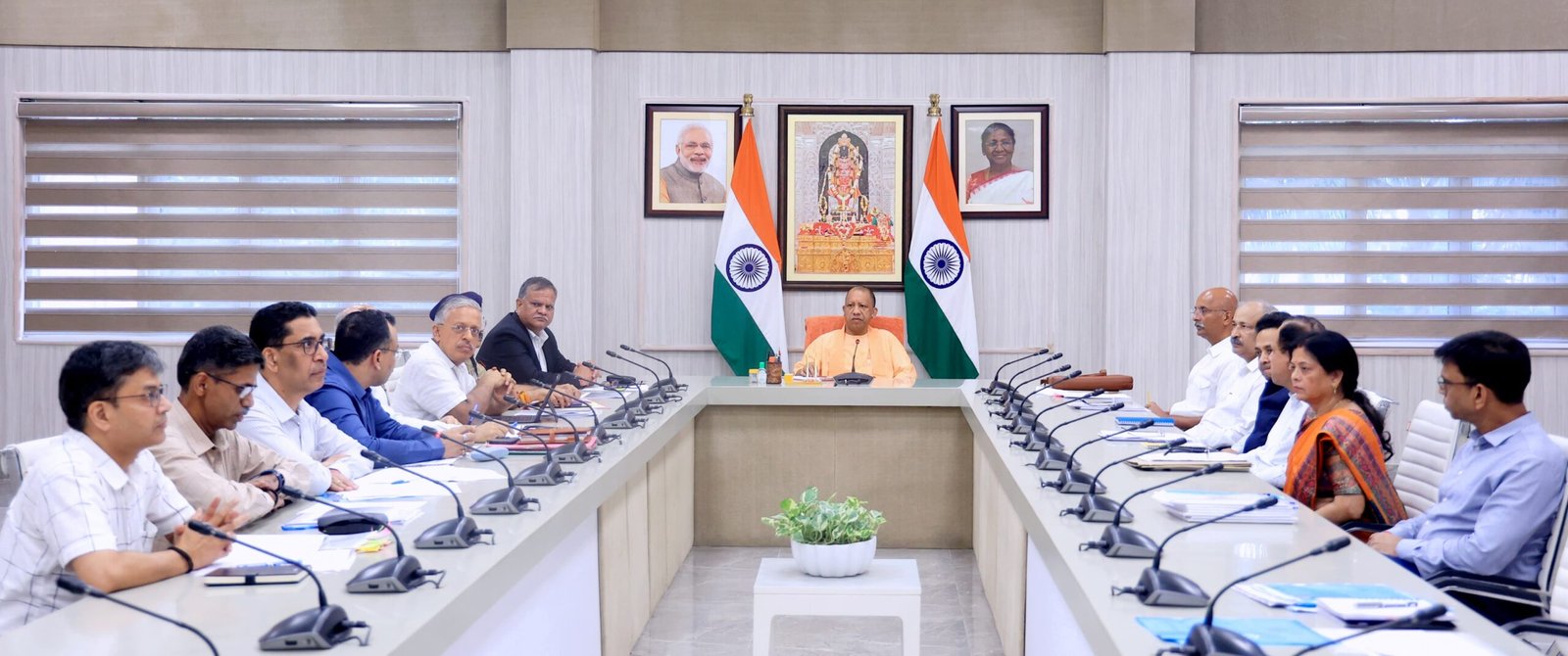 सभी बोर्ड व आयोग क्वेश्चन बैंक बनाएं, परीक्षा की शुचिता के लिए यह नितांत आवश्यकः मुख्यमंत्री
